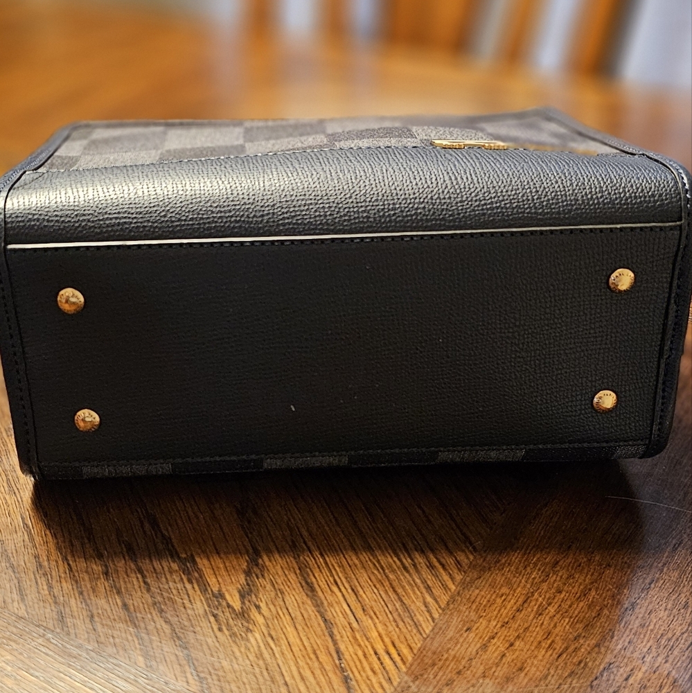 Karl Lagerfeld Navy Blue and Gray Checkered 2-Way Tote - NWT - Picture 5 of 5